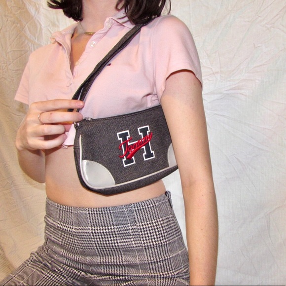 MINI TOMMY HILFIGER BAG❗️ - Picture 2 of 3